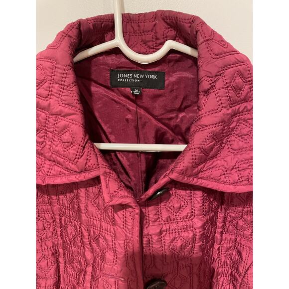 Jones New York collection burgundy quilted jacket medium - Picture 4 of 4